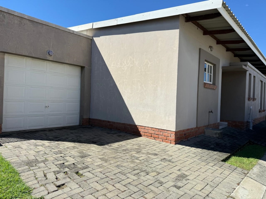3 Bedroom Property for Sale in Waterval East North West